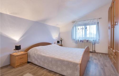 Cozy Apartment In Pula With Swimming Pool