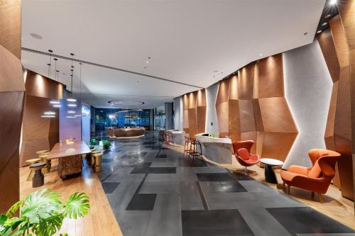 Ruang duduk di Citadines Marina Halong