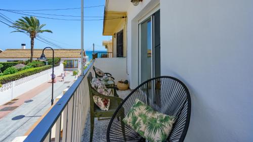 Sandy Shores Hideaway seaview