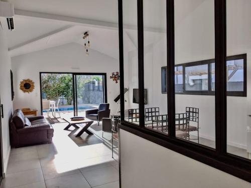 Photo de la galerie de l'établissement Maison Familiale avec Piscine, à Angresse