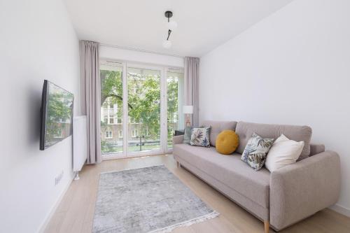 Krowoderska Apartment with Balcony near City Center by Rent like home