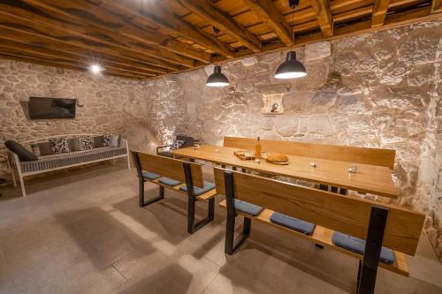 Authentic Villa Adrion