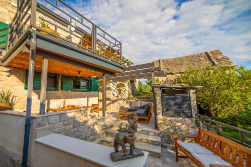 Authentic Villa Adrion
