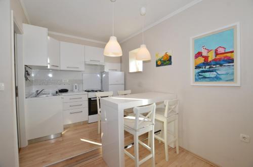 Riviera Apartment