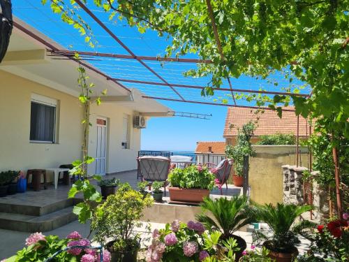 Fotografie z fotogalerie ubytování Apartmani Ilić v destinaci Sutomore