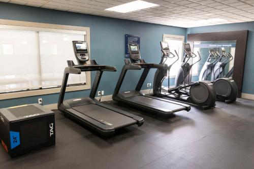 Γυμναστήριο ή/και όργανα γυμναστικής στο Hampton Inn Kent/Akron Area