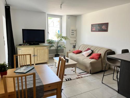 Photo de la galerie de l'établissement Charmante maison rue du Lavoir, à Saint-Nazaire-le-Désert