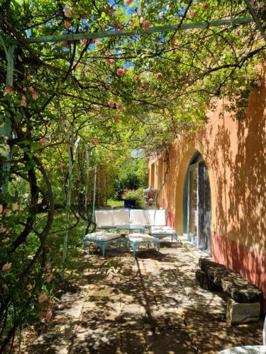 Κήπος έξω από το maison de charme