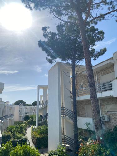 Το κτήριο όπου στεγάζεται  η παραθεριστική κατοικία
