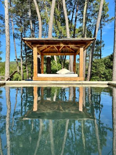 natur o lodge piscine