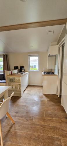 Photo de la galerie de l'établissement Mobil-Home 3 chambres - Camping Les Ollivaud, à La Baule