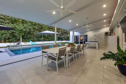 Πισίνα στο ή κοντά στο Expansive Home in Fannie Bay
