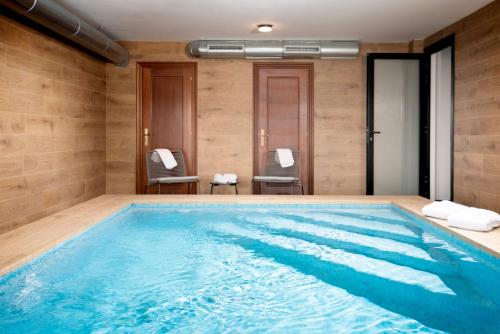 Swimmingpoolen hos eller tæt på Genteel Home San Martín