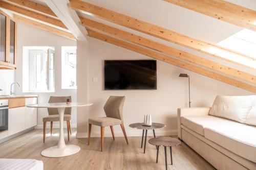 Kosi Suites