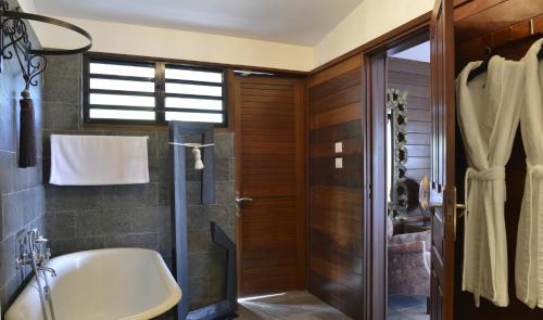 Salle de bains dans l'établissement Villa Maido Luxe
