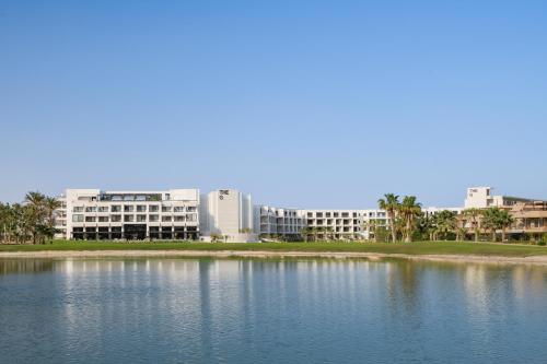 The G Einbay Golf Resort