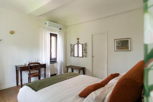 Una cama o camas en una habitación de Braja