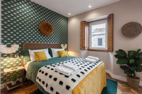 FLH Campo Ourique Afro-Bohemian Retreat