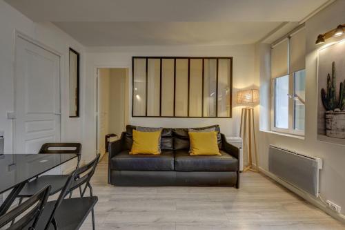 2 bedroom in the heart of Le Marais