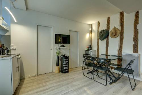 2 bedroom in the heart of Le Marais