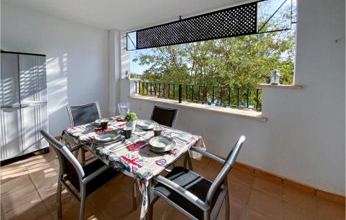 A balcony or terrace at Amazing Apartment In Sucina With Wifi