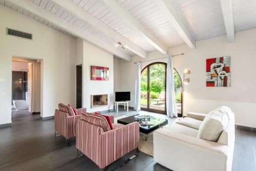 Televisyen dan/atau pusat hiburan di Cignella Resort