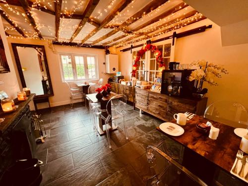 Khu vực ghế ngồi tại Tumbleweed Cottage