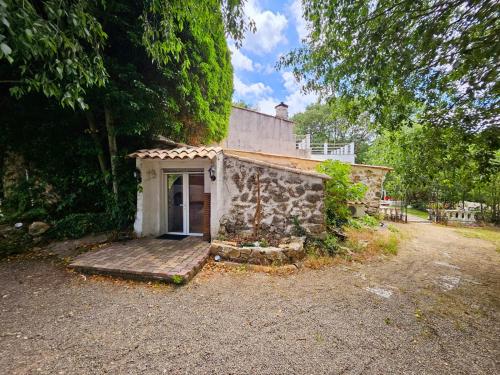 Afbeelding uit fotogalerij van Suite Lou Peïro in Cotignac