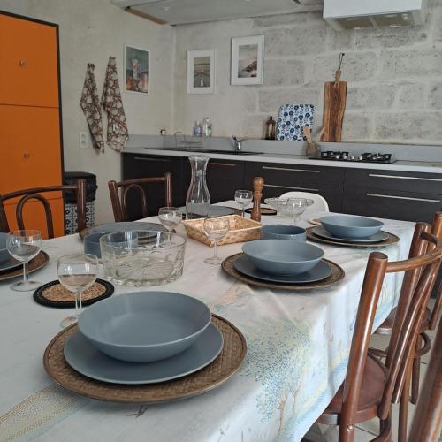 Φωτογραφία από το άλμπουμ του Loft avec patio Villeneuve les Avignon σε Villeneuve-les-Avignon