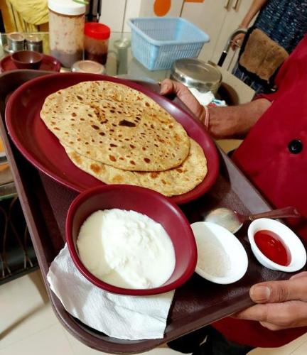 Jídlo v hotelu nebo okolí