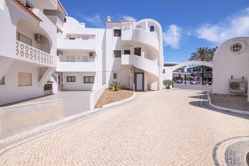 Beti Oura Village