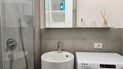 WHITE Sea View - Two Bedroom Apartment
