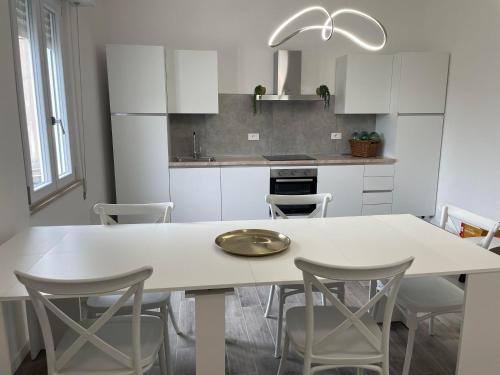 Η κουζίνα ή μικρή κουζίνα στο Villa Alberta