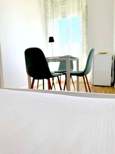 Lexie Suites photo 9