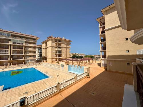 Ciprés 4: Apartamento en urbanización con piscina