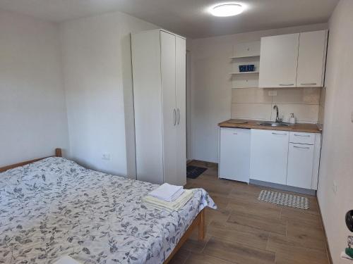 Φωτογραφία από το άλμπουμ του Apartmani Eminovic 2 στην Οχρίδα