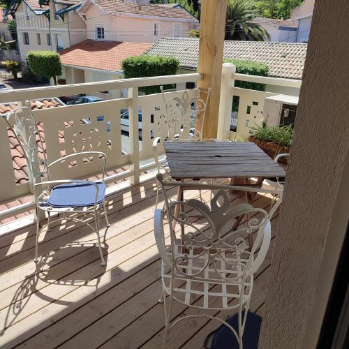 Appartement T5 110 m2 climatisé neuf, à 3 minutes des plages, des rues pietonnes Arcachon
