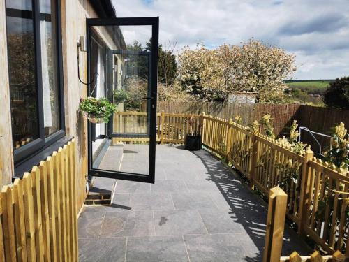 Spectacular Views, Great Location, Friendly photo 10