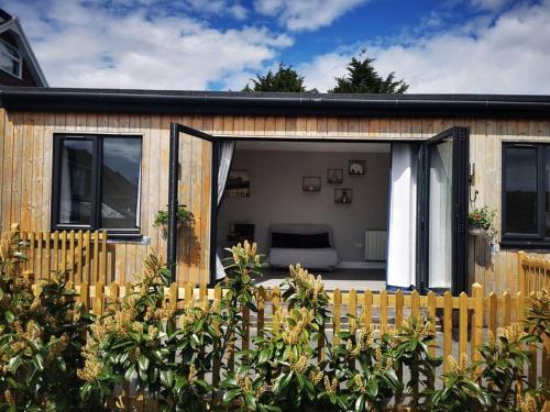 Spectacular Views, Great Location, Friendly photo 22