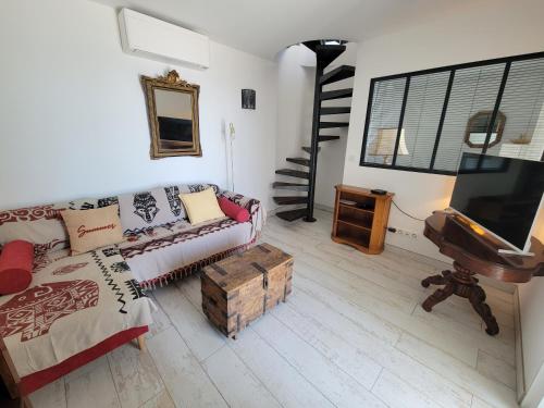 Le Cabanon, pieds dans l'eau, vue exceptionnelle