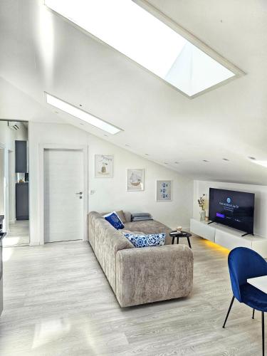 Sea Breeze - Center - Rooftop Terrace