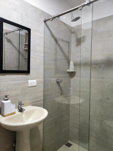 Phòng tắm tại Apartamento en Cali