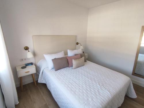 Apartamento Lunamar Nerja Seaviews & Communal Pool