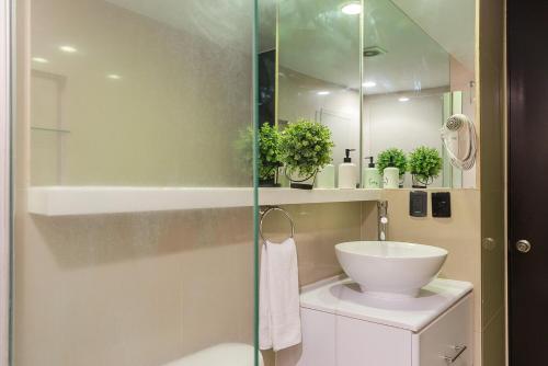 Koupelna v ubytování Centro históric 2-BR, apartamento totalmente equipado y moderno