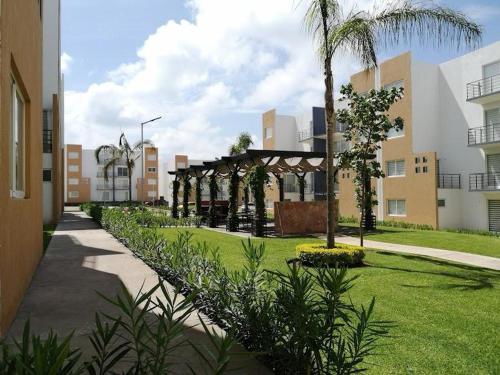 Κήπος έξω από το bonito departamento en yecapixtla con alberca