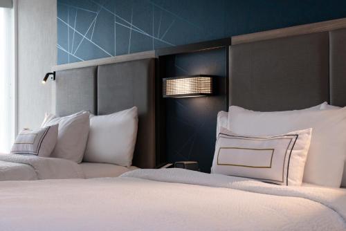 Postel nebo postele na pokoji v ubytování SpringHill Suites by Marriott Elizabethtown