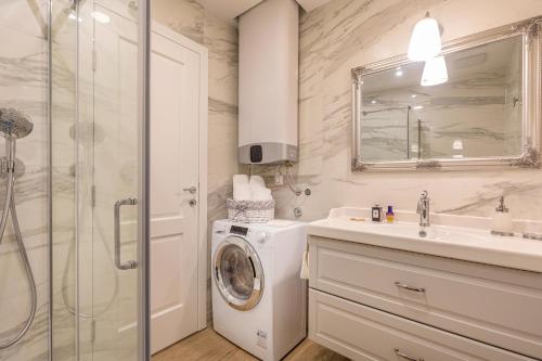 Three Musketeers Apartments Deluxe