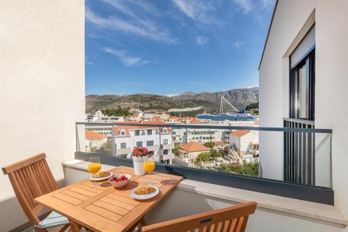 Three Musketeers Apartments Deluxe