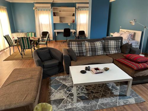 A cozy penthouse - apartment in the 5th settlement