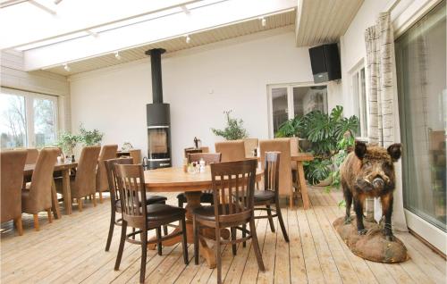 Φωτογραφία από το άλμπουμ του Lovely Home In Kosta With Kitchen σε Kosta